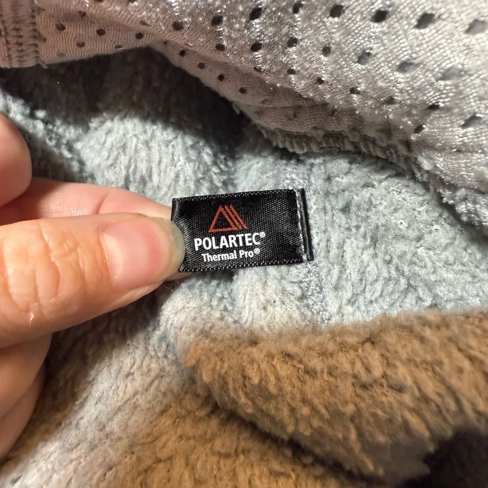 Patagonia Gray Fleece with Teal Trim - Picture 6 of 7